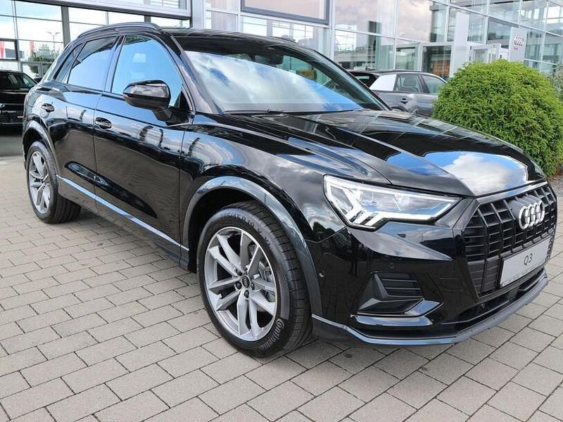 Gebraucht Audi Q3 Advanced Plus 150 PS (110 kW) 2023 Schwarz SUV