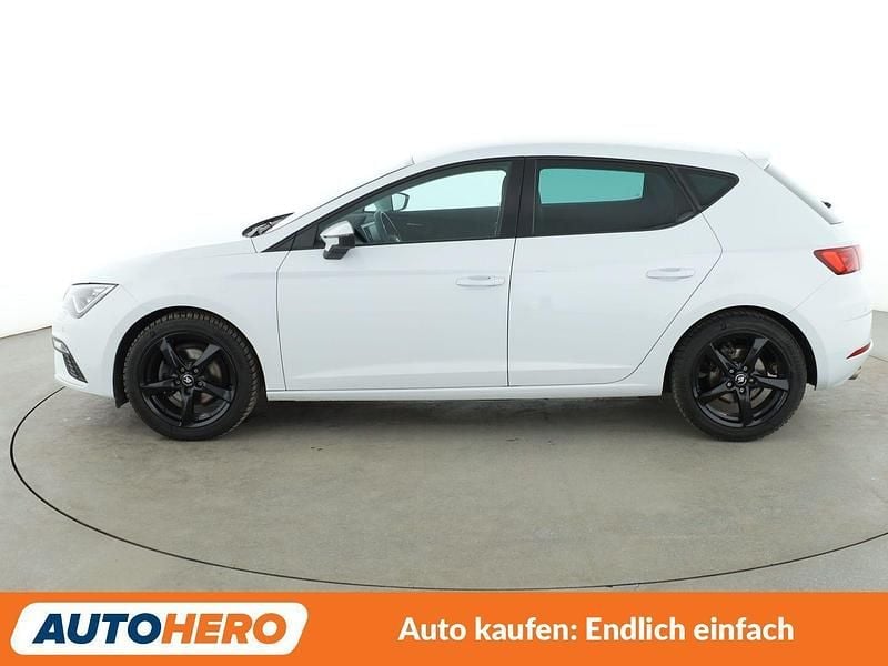 Second-hand Seat Leon FR 131 CP (96 kW) 2019 Alb Berlinǎ