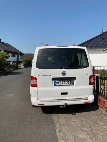 Gebraucht VW T5 105 PS (77 kW) 2011 Weiß Van