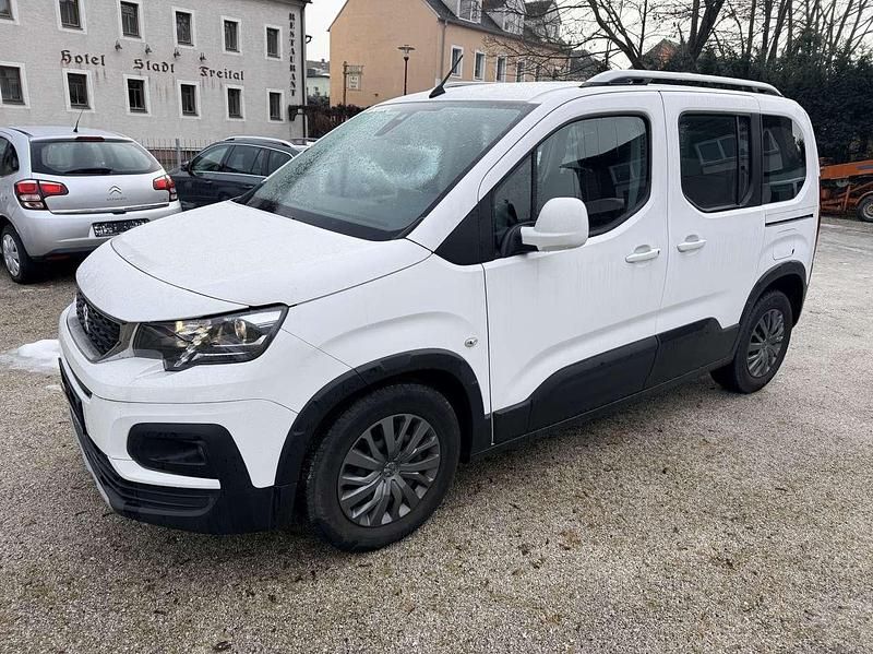 Gebraucht Peugeot Rifter Allure 110 PS (80 kW) 2019 Weiss Van / Kleinbus