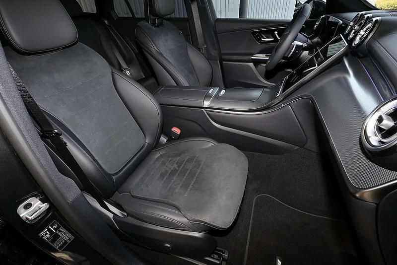 Gebraucht Mercedes GLC300 AMG 269 PS (197 kW) 2025 Metalliclack graphitgrau SUV