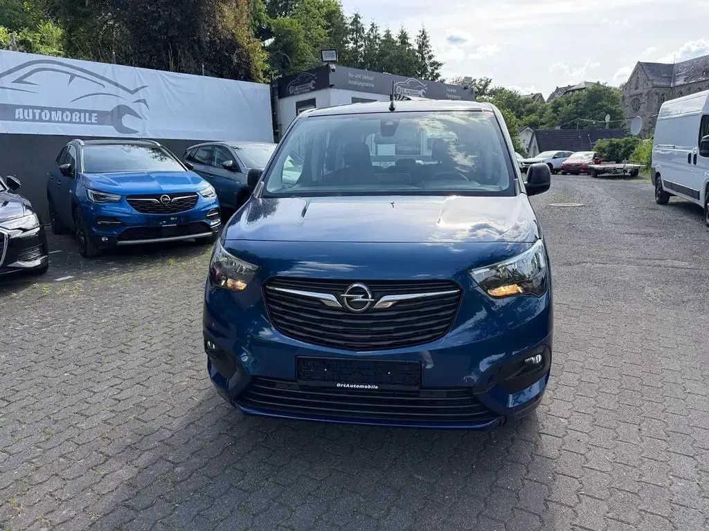 Gebraucht Opel Combo-e Life Edition 100 kW (136 PS) 2022 Blau Van / Kleinbus