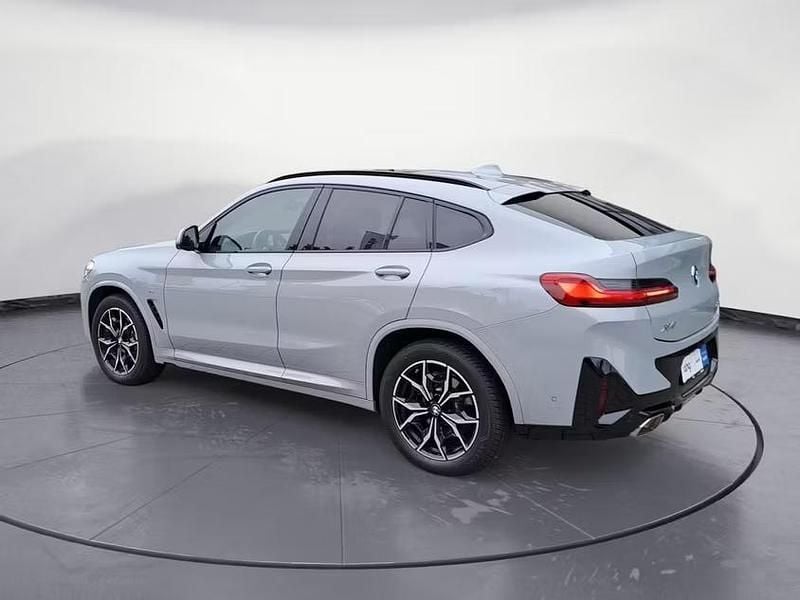 Gebraucht BMW X4 M Sport 245 PS (180 kW) 2024 Grau SUV