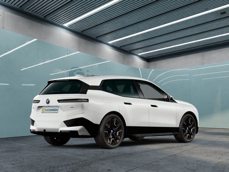 Gebraucht 2023 BMW iX El 326 PS (114.791 €) | 80636 München | AutoUncle