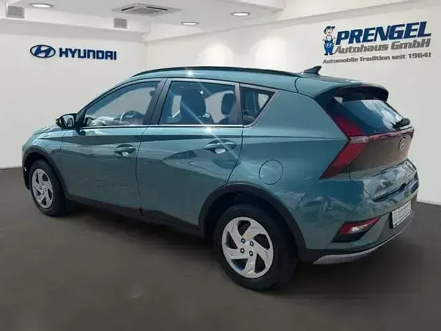 Gebraucht Hyundai Bayon Select 101 PS (74 kW) 2025 Grün SUV