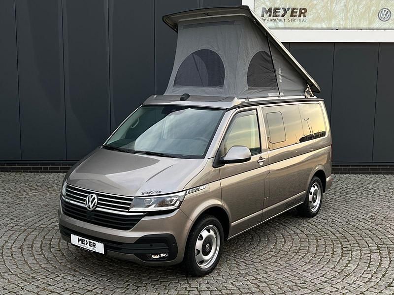 Neu VW Caravelle 204 PS (150 kW) 2025 Mojave beige metallic Van / Kleinbus