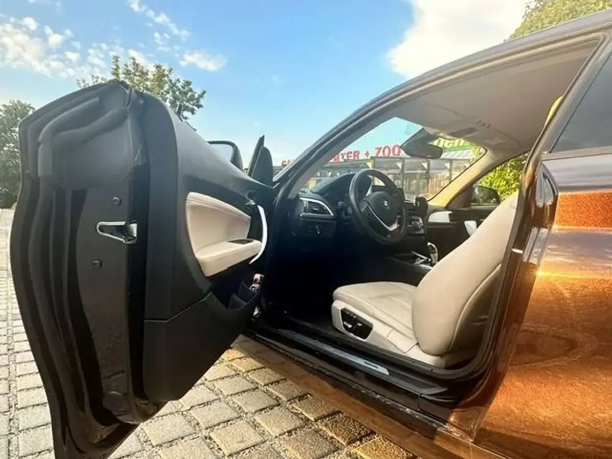 Gebraucht BMW 118 Urban Line 136 PS (100 kW) 2016 Braun Kleinwagen