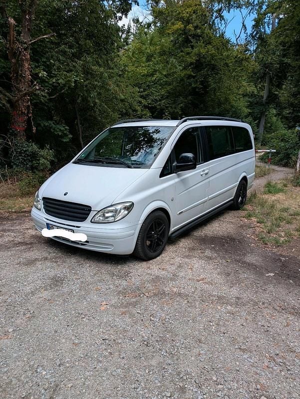Weiß Gebraucht 2008 Mercedes Vito Van / Kleinbus | 13.700 € (Teuer) - Bild 1/4