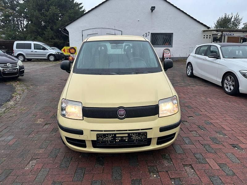 Gelb Gebraucht 2011 Fiat Panda Kleinwagen | 2.200 € (Fairer Preis) - Bild 1/4