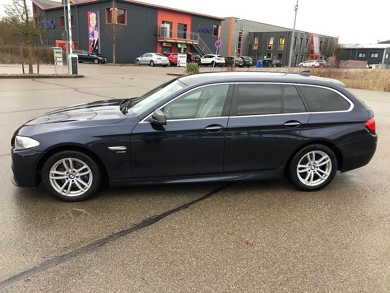 Gebraucht BMW 535 380 PS (279 kW) 2012 Blau Kombi