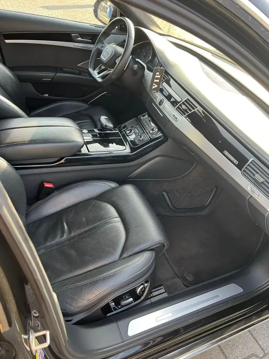 Gebraucht Audi A8L 351 PS (258 kW) 2013 Schwarz Limousine