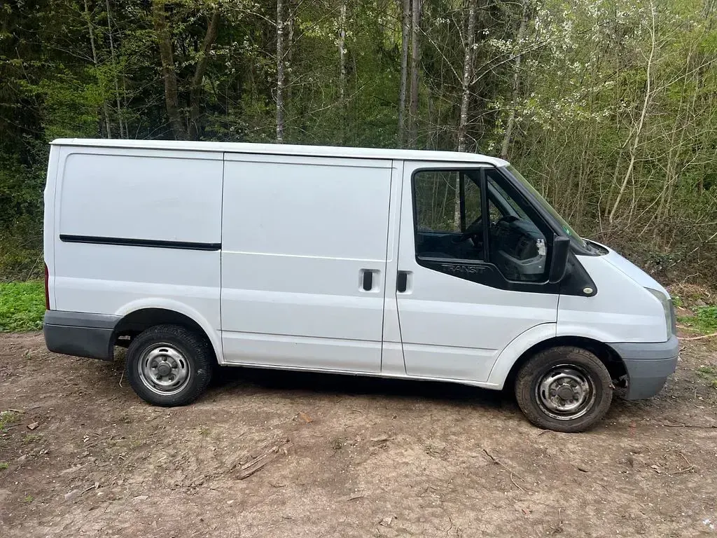 Gebraucht Ford Transit 86 PS (63 kW) 2008 Weiß Van / Kleinbus