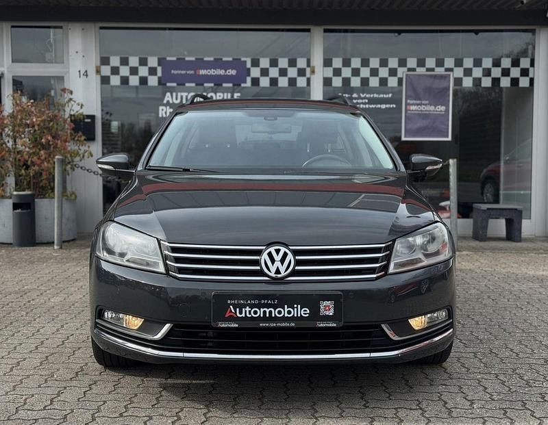 Gebraucht VW Passat 160 PS (117 kW) 2012 Grau Kombi