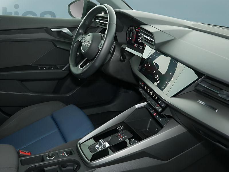 Gebraucht Audi A3 Sportback 150 PS (110 kW) 2024 Schwarz Kleinwagen