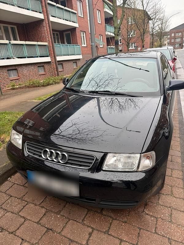 Gebraucht Audi A3 101 PS (74 kW) 1998 Schwarz Kleinwagen