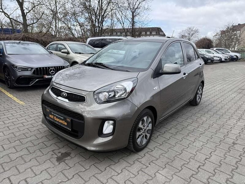 Gebraucht Kia Picanto 67 PS (49 kW) 2016 Titaniumsilber met. Kleinwagen