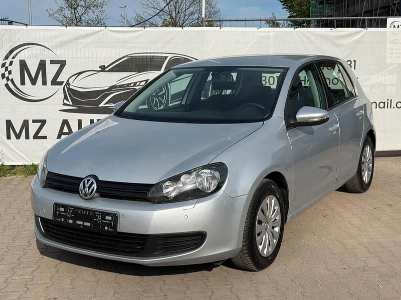 Occasion VW Golf VII Trendline 80 ch (58 kW) 2012 Argent Citadine