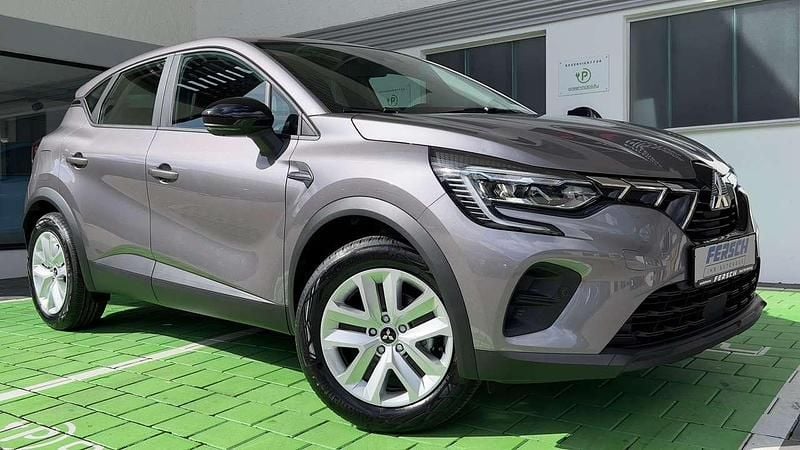 Gebraucht Mitsubishi ASX Basis 91 PS (66 kW) 2024 Aurora rot SUV