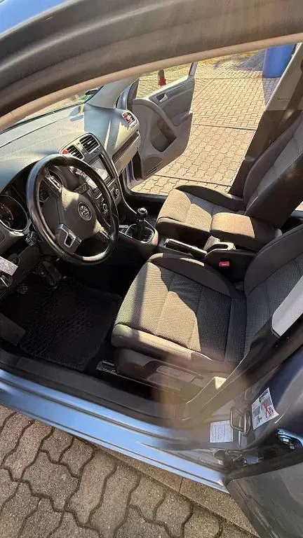 Gebraucht VW Golf VI Highline 122 PS (89 kW) 2010 Blau Kleinwagen
