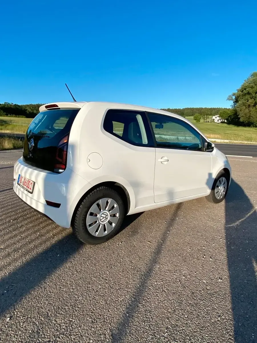 Gebraucht VW up! 60 PS (44 kW) 2019 Weiß Kleinwagen