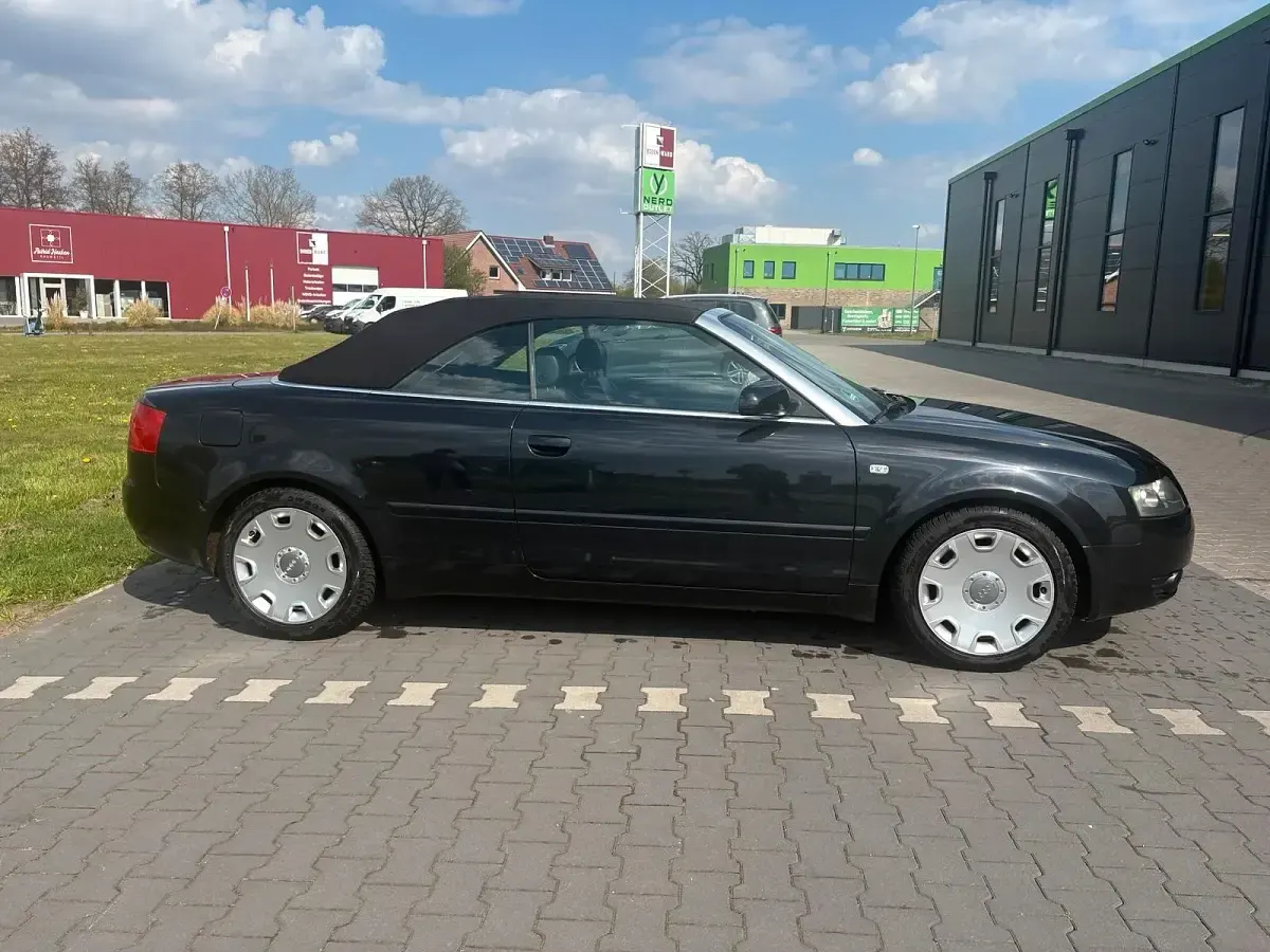 Używany Audi A4 Cabriolet 163 KM (119 kW) 2006 Czarny Kabriolet