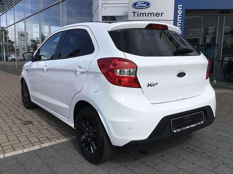 Gebraucht Ford Ka 86 PS (63 kW) 2017 Liqiud weiß Limousine