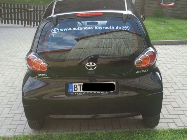 Gebraucht Toyota Aygo Cool 92 PS (67 kW) 2009 Schwarz Kleinwagen