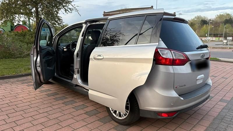 Second-hand Ford C-MAX 115 CP (84 kW) 2011 Monovolum