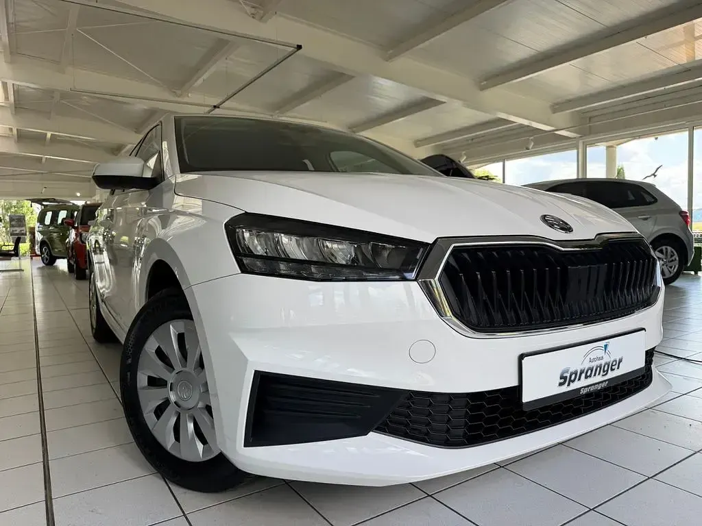 Gebraucht Skoda Fabia Active 65 PS (47 kW) 2023 Weiß Kleinwagen