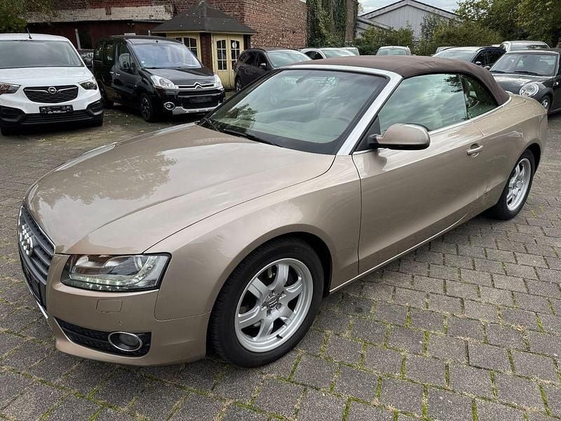 Beige Gebraucht 2011 Audi A5 Cabriolet Comfort Cabrio | 9.499 € (Superpreis) - Bild 1/4