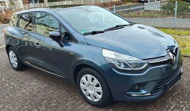 Gebraucht Renault Clio GrandTour LIMITED 90 PS (66 kW) 2019 Grau Kombi