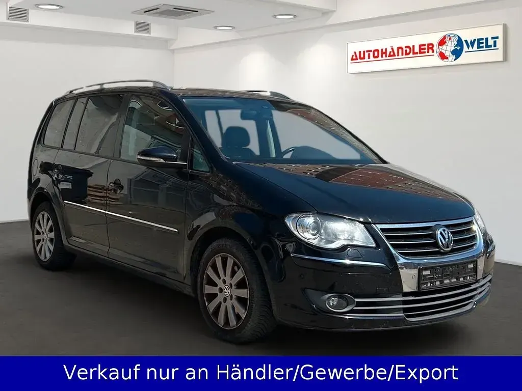 Gebraucht VW Touran Highline 140 PS (102 kW) 2009 Deep black perleffekt Van / Kleinbus