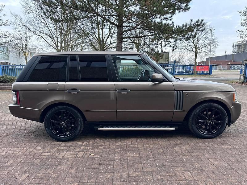 Gebraucht Land Rover Range Rover Vogue 272 PS (200 kW) 2009 Braun SUV