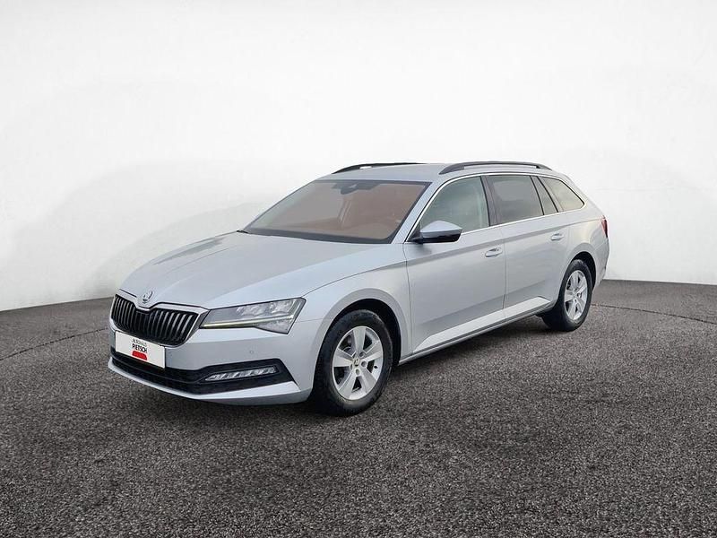 Gebraucht Skoda Superb Ambition 150 PS (110 kW) 2022 Silber Kombi