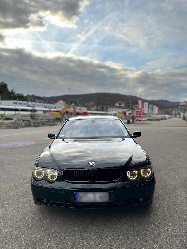 Gebraucht BMW 745 333 PS (244 kW) 2001 Schwarz Limousine