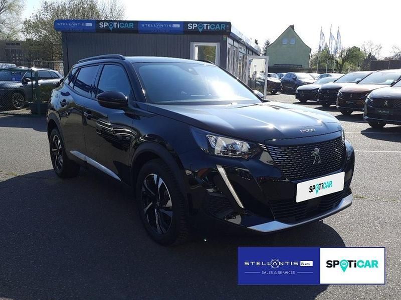 Gebraucht Peugeot 2008 Allure 101 PS (74 kW) 2022 Schwarz SUV
