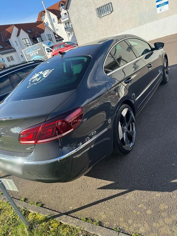 Gebraucht VW Passat 177 PS (130 kW) 2014 Grau Limousine