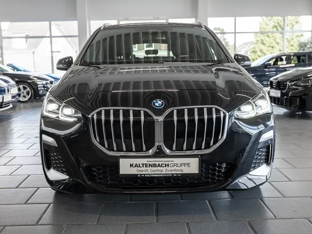 Gebraucht BMW 225 Active Tourer M Sport 245 PS (180 kW) 2023 Schwarz Van / Kleinbus