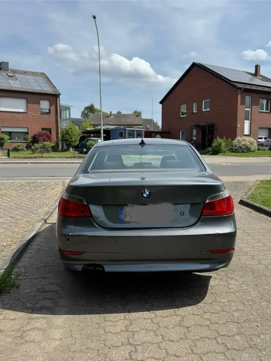 Gebraucht BMW 520 2004 Grau Limousine
