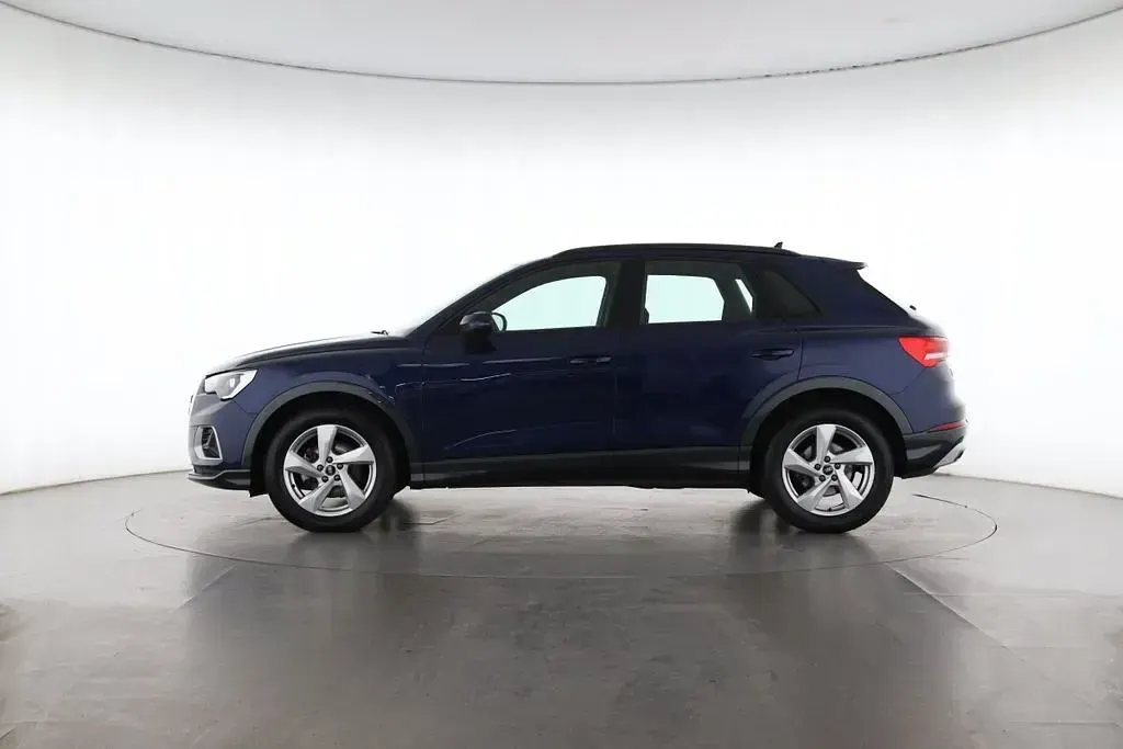 Gebraucht Audi Q3 Advanced Plus 150 PS (110 kW) 2025 Navarrablau SUV