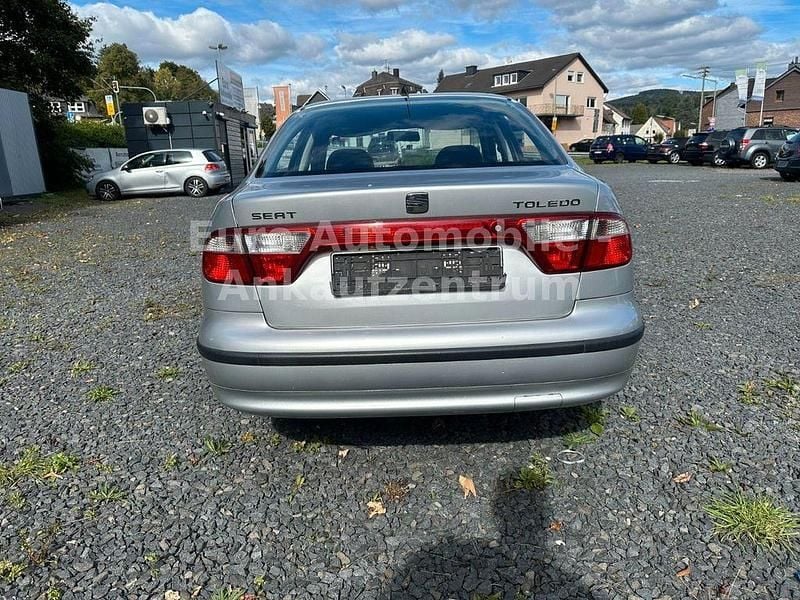 Gebraucht Seat Toledo 105 PS (77 kW) 2004 Grau Limousine