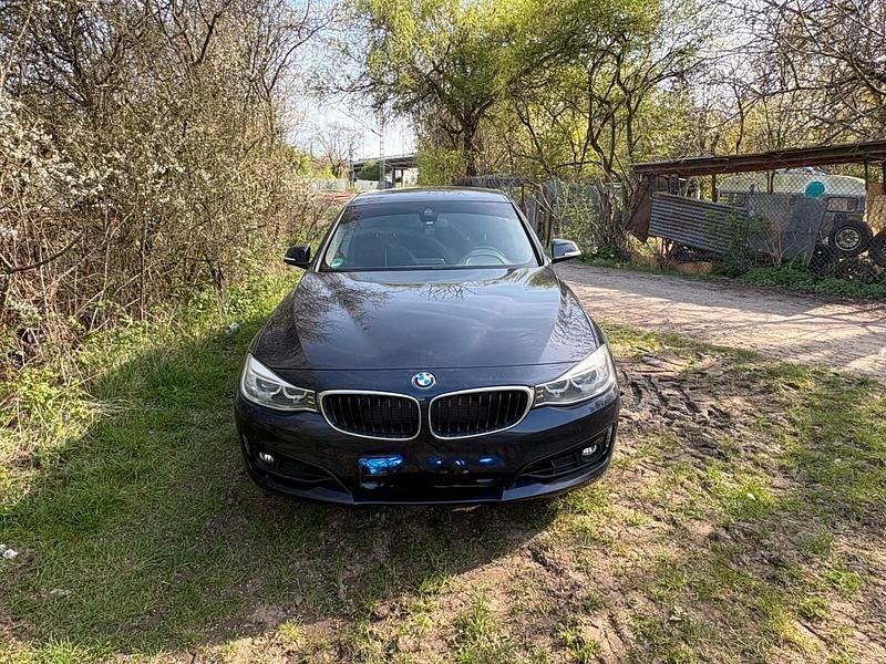Second-hand BMW 328 245 CP (180 kW) 2015 Albastru Berlinǎ