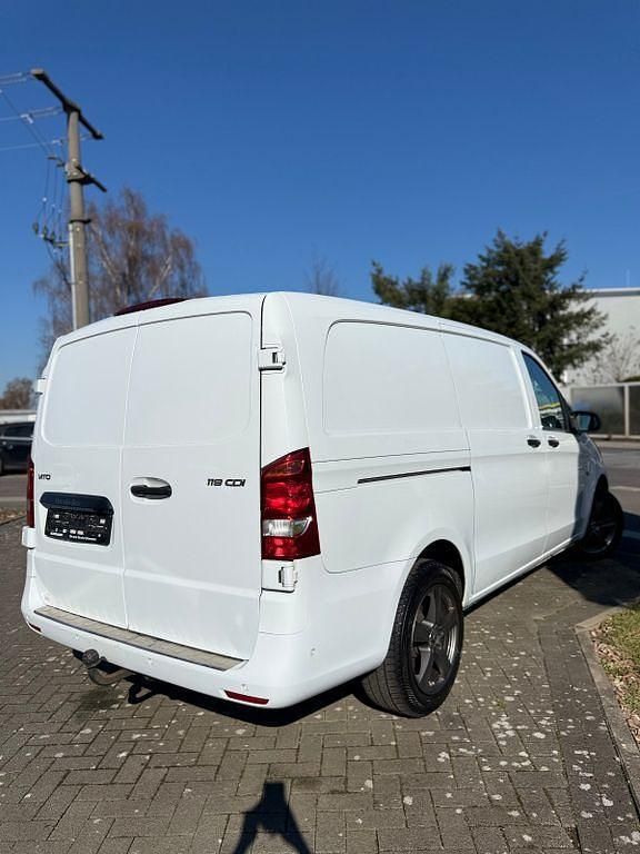Gebraucht Mercedes Vito 190 PS (139 kW) 2019 Weiß Van
