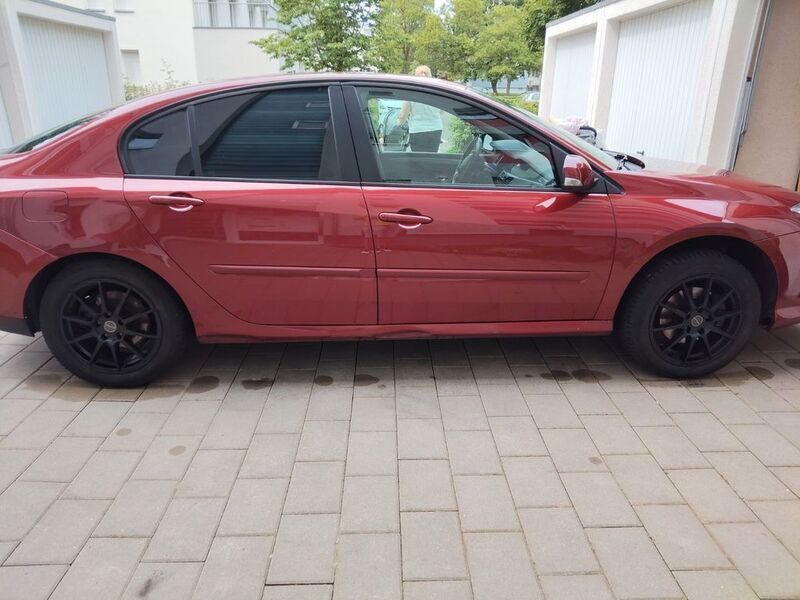 Rot Gebraucht 2007 Renault Laguna III Dynamique Limousine | 3.449 € (Fairer Preis) - Bild 1/4
