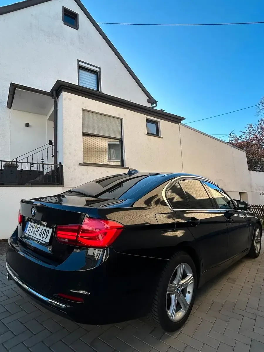 Gebraucht BMW 320 190 PS (139 kW) 2016 Schwarz Limousine