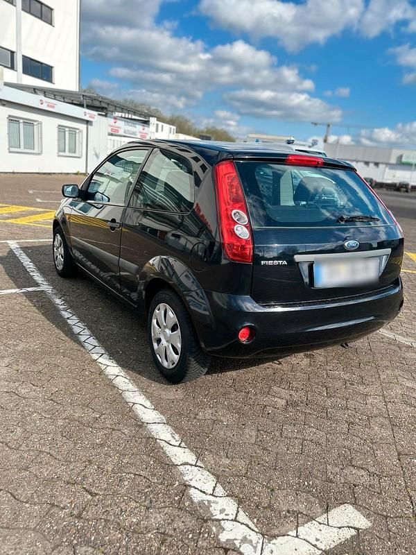 Gebraucht Ford Fiesta 60 PS (44 kW) 2007 Schwarz Kleinwagen