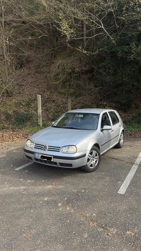 Second-hand VW Golf IV 75 CP (55 kW) 2003 Gri Hatchback