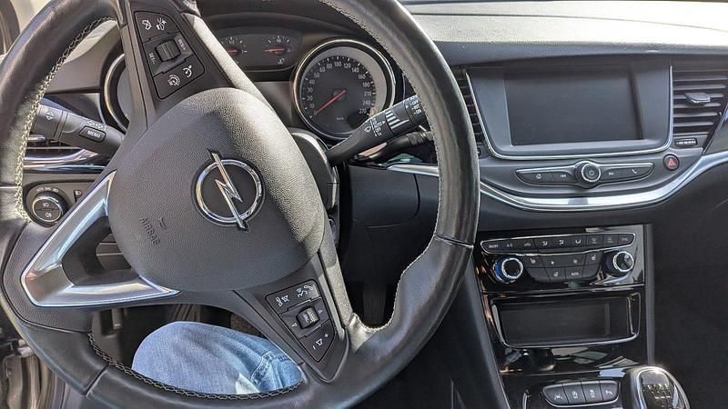 Gebraucht Opel Astra Edition 110 PS (80 kW) 2020 Grau Kombi