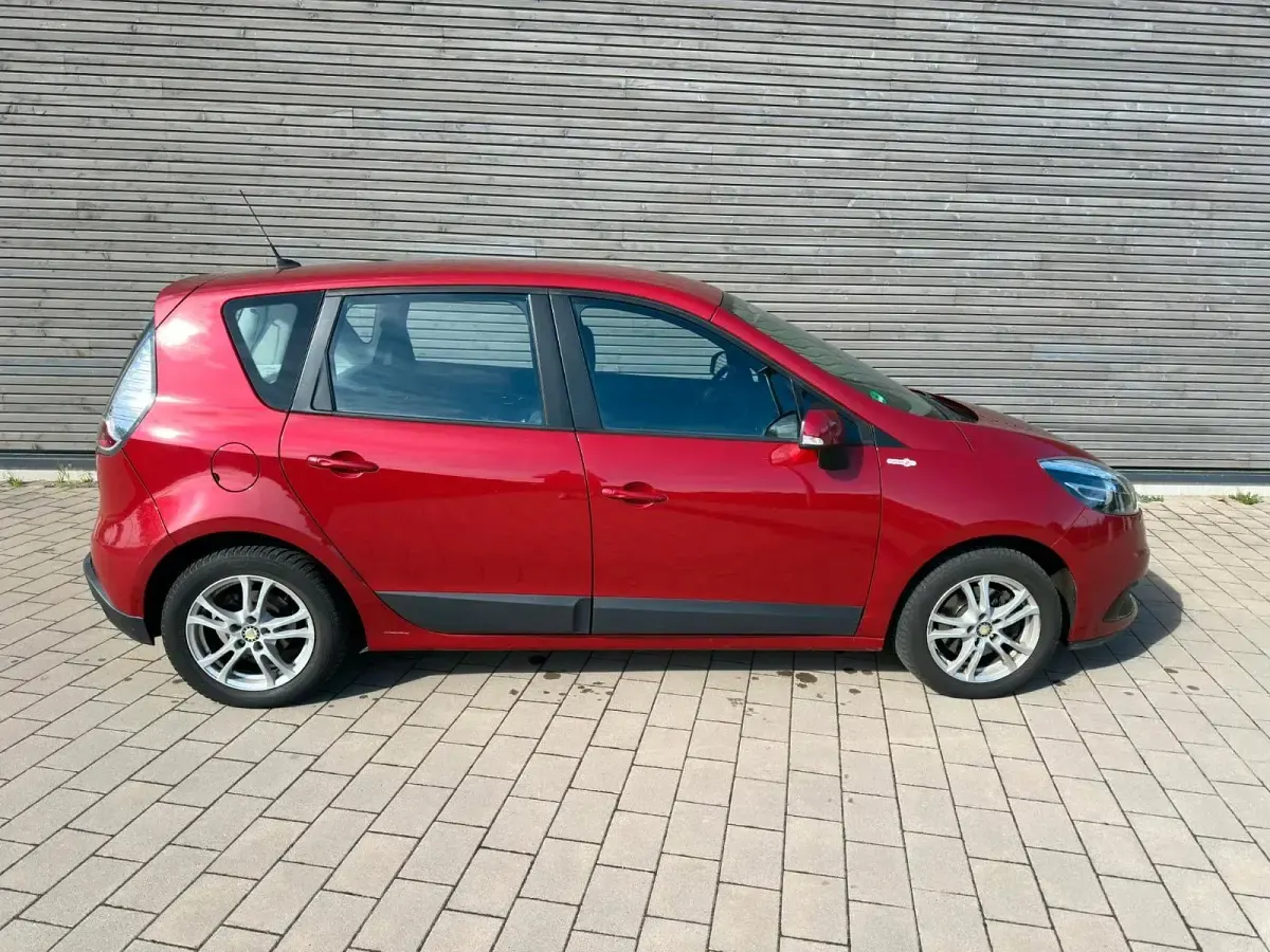 Gebraucht Renault Scenic E-Tech 110 PS (80 kW) 2012 Rot Kombi