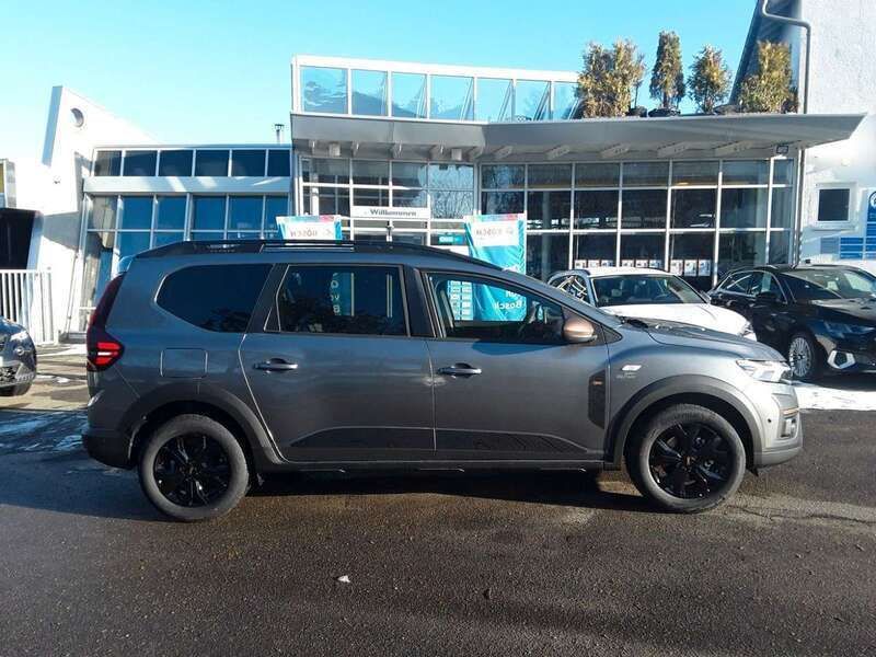 Gebraucht Dacia Jogger Extreme 140 PS (102 kW) 2024 Dolomit grau Van / Kleinbus